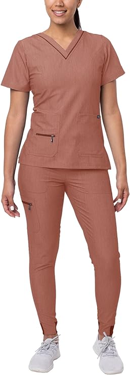 WOMENS FLAWLESS PLUS SCRUB SET